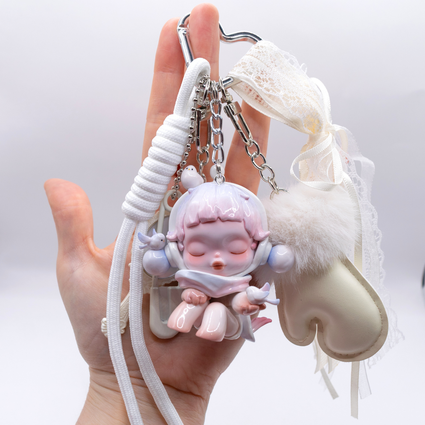 Handgefertigter, quietschender SKULLPANDA-Schlüsselanhänger und Taschenanhänger