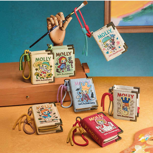 POP MART MOLLY Scenery Along The Way Mini Memory Album (20th Anniversary Limited Edition)