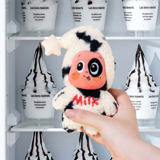 POP MART Twinkle Twinkle Milk Pudding Plush Blister Pack (Moon Gelato Series)
