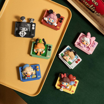 POP MART Dimoo World x Disney Kühlschrankmagnet