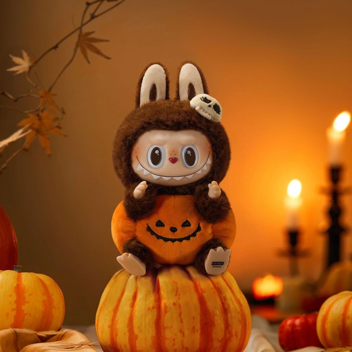 POP MART Labubu Halloween Sitzender Kürbis Plüschanhänger