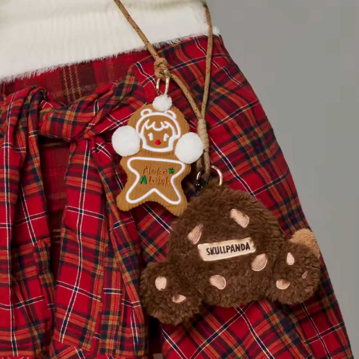 POP MART Skullpanda Tell Me What You Want Series Pendant Suit Holiday Dessert Bag