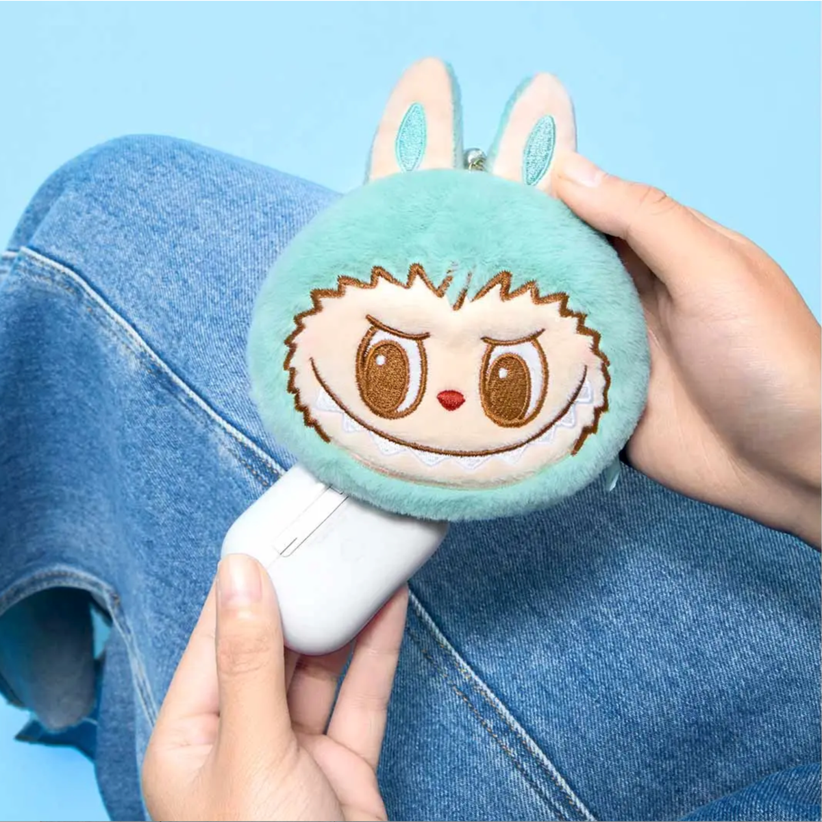 POP MART THE MONSTERS Party Series Peluche Réversible